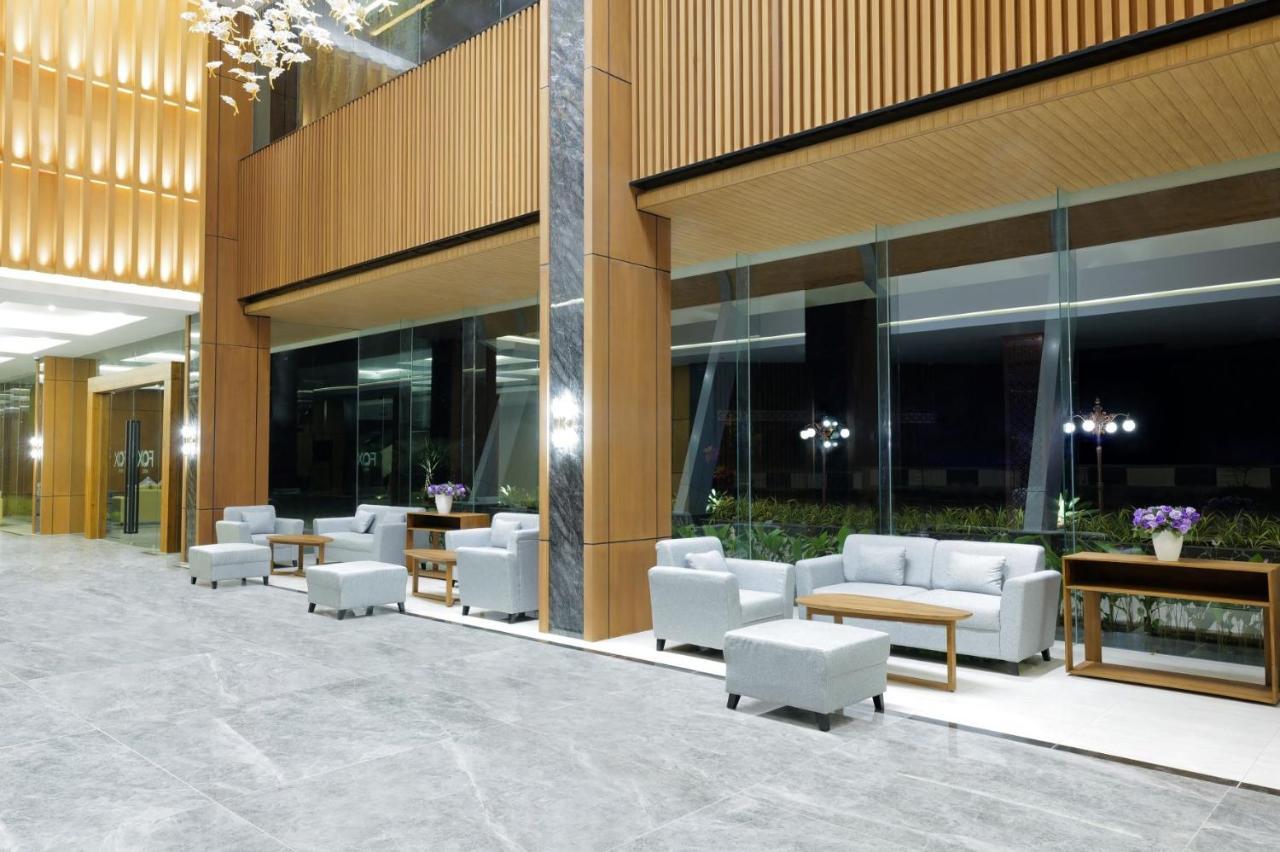 Fox Harris Hotel & Convention Banjarnegara ภายนอก รูปภาพ